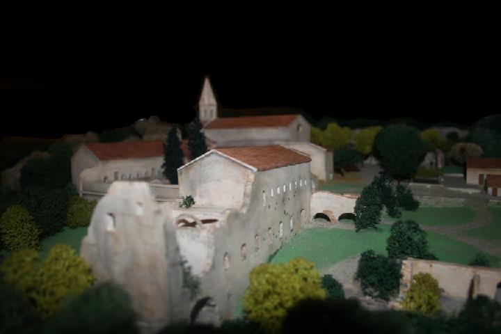 2012-05 Abbaye du Thoronet 039.JPG